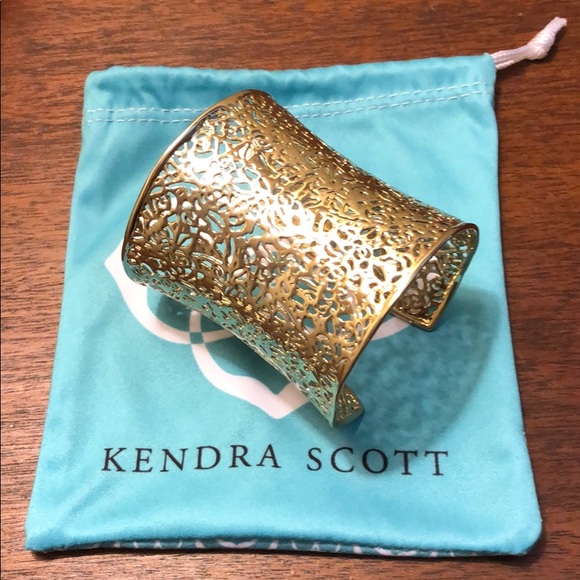 Kendra Scott Jewelry - Kendra Scott Ainsley Cuff in Gold